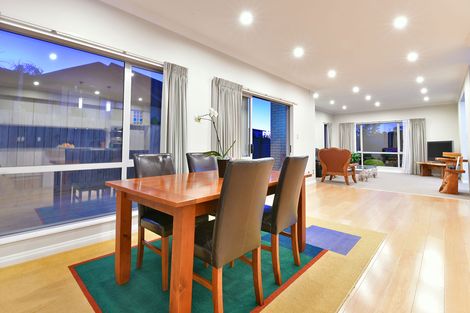 Photo of property in 16 Bartlett Drive, Silverdale, 0932