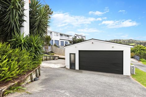 Photo of property in 19 Merehai Place, Snells Beach, 0920