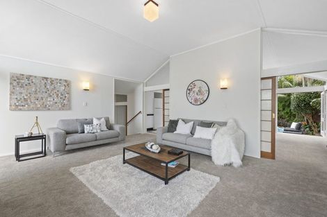 Photo of property in 21 Holland Road, Hillcrest, Auckland, 0627