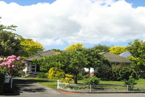 Photo of property in 10 Westburn Terrace, Burnside, Christchurch, 8041