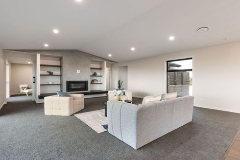 Photo of property in 32a Aranui Road, Kairanga, 4475