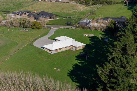 Photo of property in 8 Garrick Lane, Kelvin Grove, Palmerston North, 4470