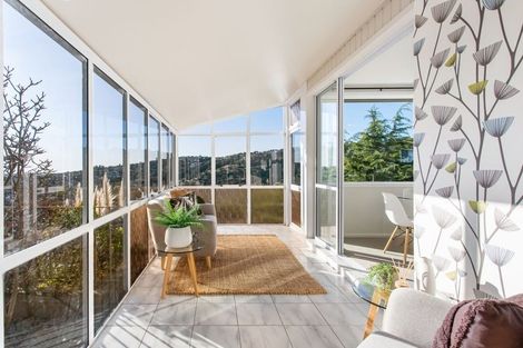 Photo of property in 1/39 Whareora Terrace, Cashmere, Christchurch, 8022