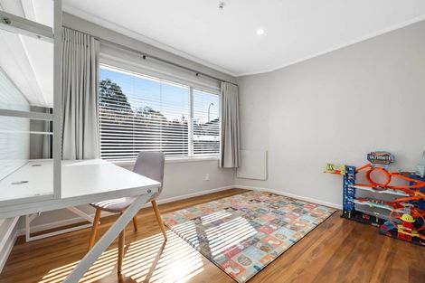 Photo of property in 12 Fordyce Avenue, Sunnyhills, Auckland, 2010