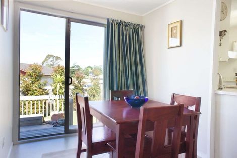 Photo of property in 21 Routley Drive, Glen Eden, Auckland, 0602