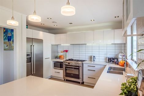 Photo of property in 4a Northumberland Avenue, Belmont, Auckland, 0622