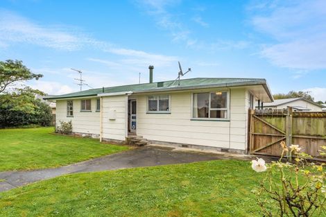 Photo of property in 25 Moore Crescent, Carterton, 5713