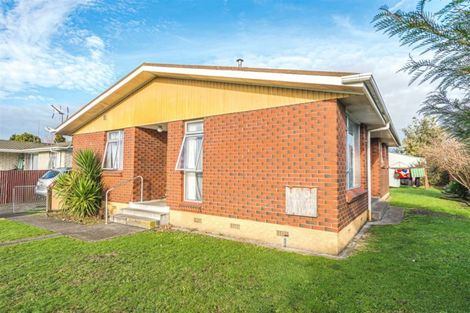 Photo of property in 22 Ruru Street, Waikanae, 5036