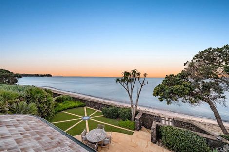 Photo of property in 27 Muritai Road, Milford, Auckland, 0620