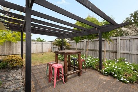 Photo of property in 3b Redditch Place, Papamoa Beach, Papamoa, 3118