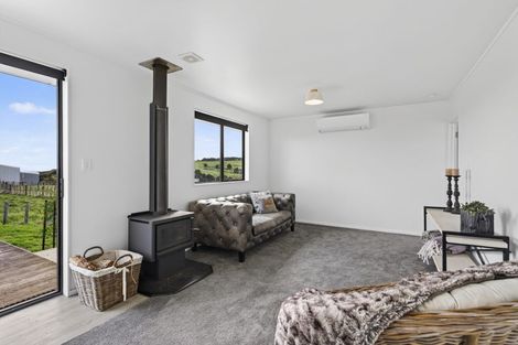 Photo of property in 579 Ormiston Road, Ruakaka, Waipu, 0582