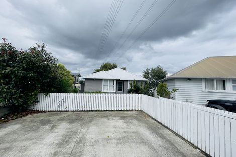 Photo of property in 152 Avondale Road, Avondale, Auckland, 1026