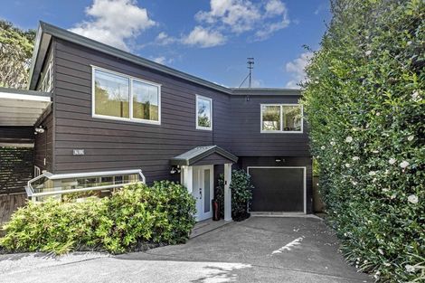 Photo of property in 2/12 Wanita Place, Totara Vale, Auckland, 0629