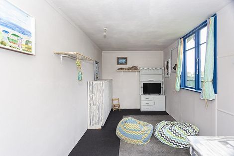 Photo of property in 8 Airedale Road, Weston, Oamaru, 9401
