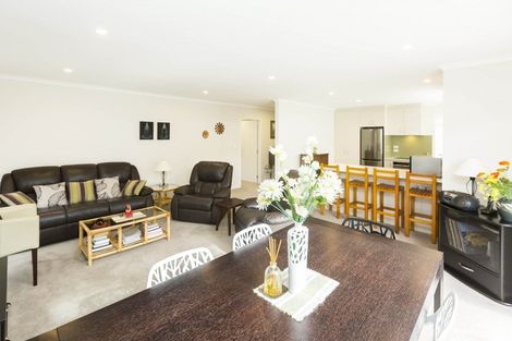 Photo of property in 16a Elm Street, Ebdentown, Upper Hutt, 5018