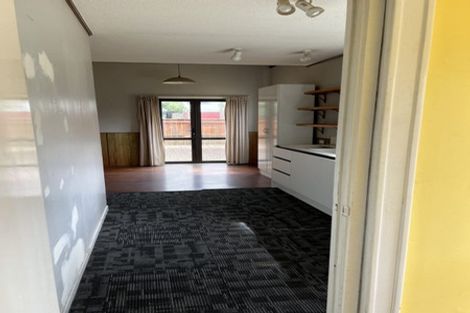 Photo of property in 2 Dalmahoy Place, Wattle Downs, Auckland, 2103