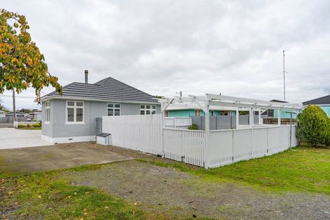 Photo of property in 382 High Street South, Carterton, 5713