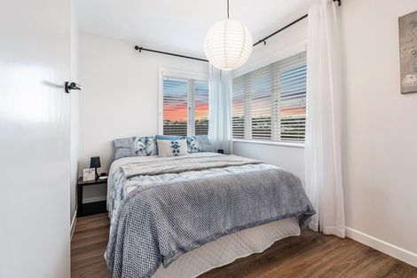 Photo of property in 243a Glengarry Road, Glen Eden, Auckland, 0602