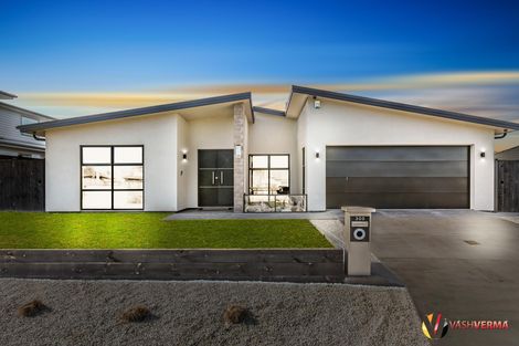 Photo of property in 300 Harbourside Drive, Karaka, Papakura, 2113