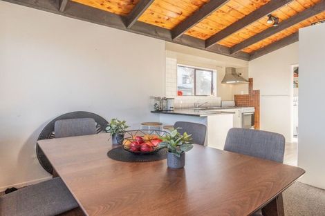 Photo of property in 11 Kaanapali Place, Wattle Downs, Auckland, 2103