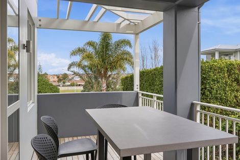 Photo of property in 76 Rewa Rewa Lane, Orewa, 0931