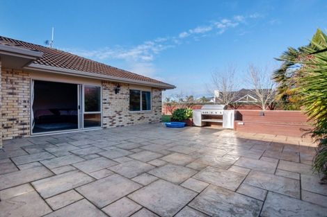 Photo of property in 30 Mcleod Place, Papamoa Beach, Papamoa, 3118