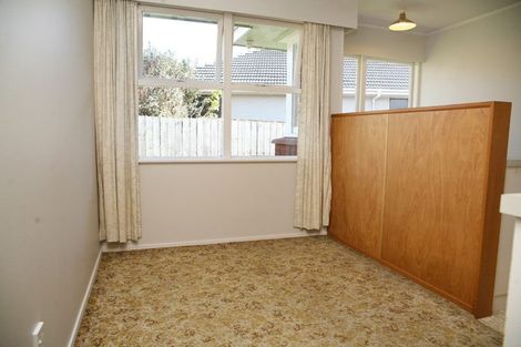 Photo of property in 2/55 Orams Road, Hillpark, Auckland, 2102
