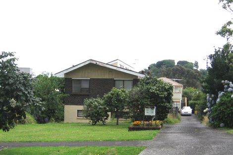 Photo of property in 7a Queensway, Three Kings, Auckland, 1024