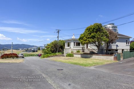 Photo of property in 4 Mckay Street, Paraparaumu Beach, Paraparaumu, 5032