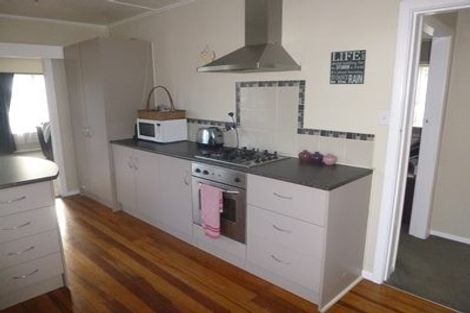 Photo of property in 77 Fraser Street, Wainuiomata, Lower Hutt, 5014