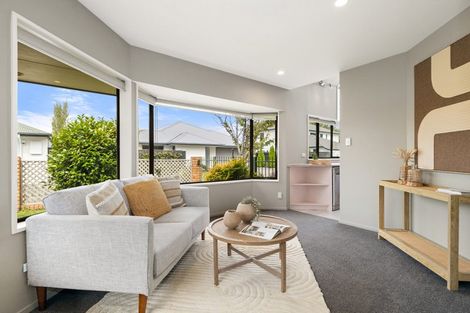 Photo of property in 2 Lantern Lane, Halswell, Christchurch, 8025