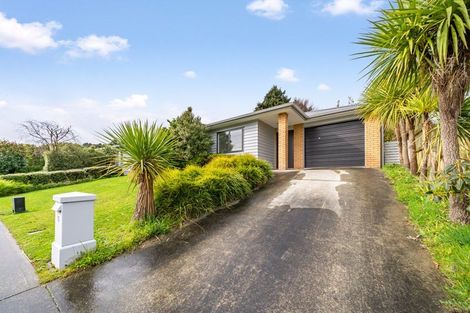 Photo of property in 75 Farmer Crescent, Taita, Lower Hutt, 5011