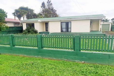 Photo of property in 23 Smiths Avenue, Papakura, 2110