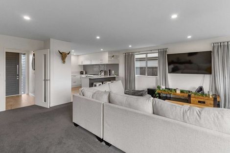 Photo of property in 36 Burnham School Road, Rolleston, 7614