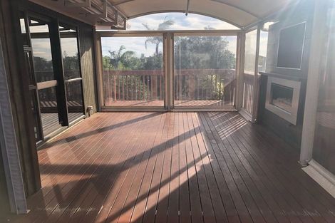 Photo of property in 58 Jandell Crescent, Bucklands Beach, Auckland, 2014