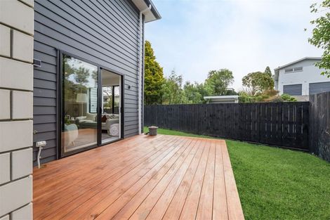 Photo of property in 1/24 Mclaren Place, Chedworth, Hamilton, 3210