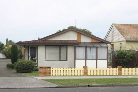 Photo of property in 3/11 Nuffield Avenue, Marewa, Napier, 4110