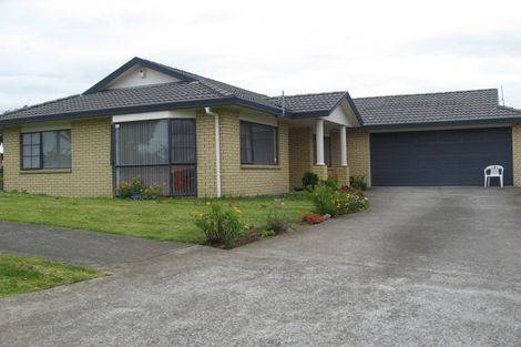Photo of property in 2 Cyclamen Road, Mangere, Auckland, 2022