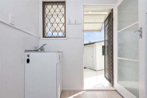 Photo of property in 4 Lyren Place, Half Moon Bay, Auckland, 2012