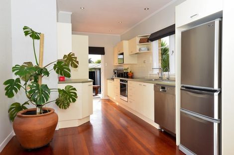 Photo of property in 20 Taylor Terrace, St Andrews, Hamilton, 3200