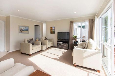 Photo of property in 34b Vincent Street, Howick, Auckland, 2014