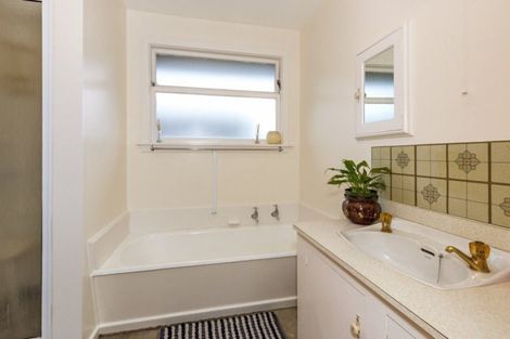 Photo of property in 7 Glenrowan Avenue, Avondale, Christchurch, 8061