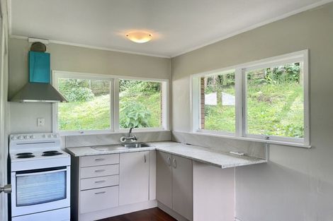 Photo of property in 2/59 Ayton Drive, Totara Vale, Auckland, 0629