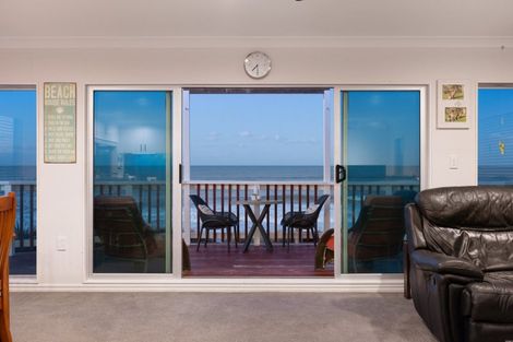 Photo of property in 65 Pukehina Parade, Pukehina, Te Puke, 3189