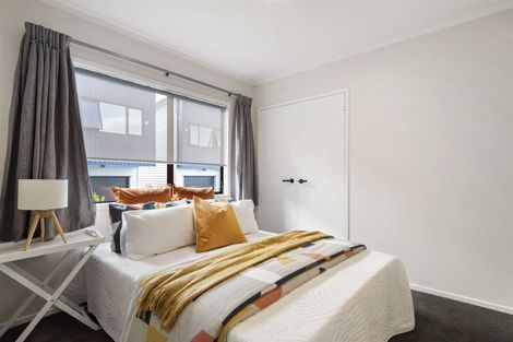 Photo of property in 1/30 Tui Glen Road, Birkenhead, Auckland, 0626