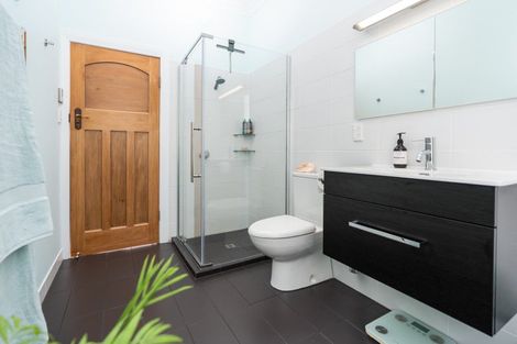 Photo of property in 86 Standen Street, Karori, Wellington, 6012