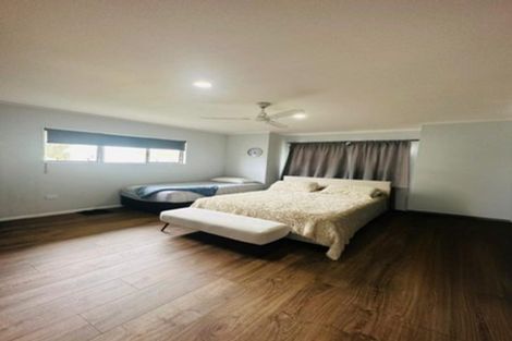 Photo of property in 14a Campbell Place, Papakura, 2110