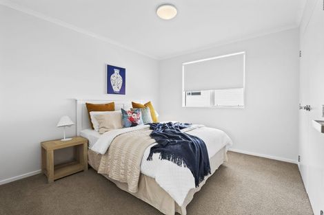 Photo of property in 10 Bloomfield Rise, Stanmore Bay, Whangaparaoa, 0932
