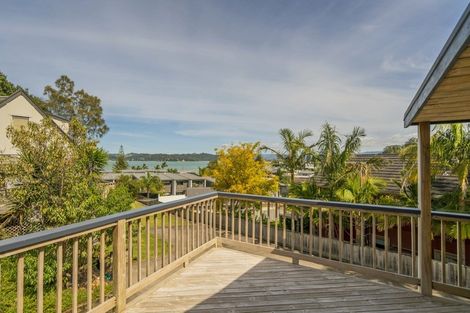 Photo of property in 15b Centennial Drive, Whitianga, 3510