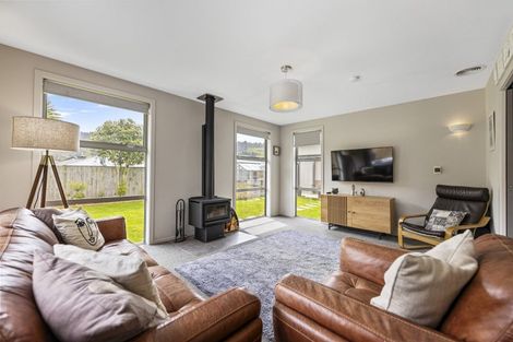 Photo of property in 8 Glendermid Close, Sawyers Bay, Port Chalmers, 9023